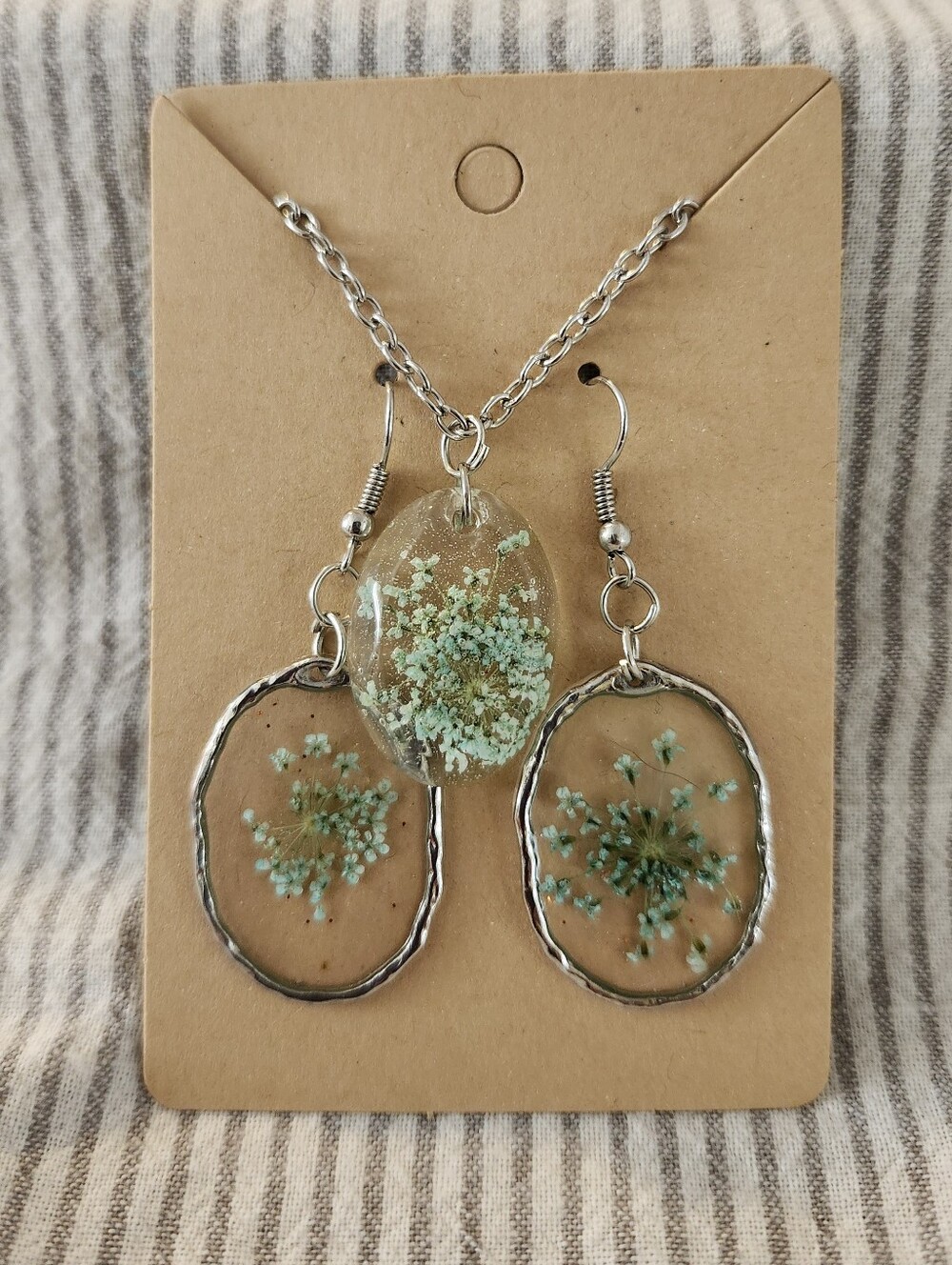 Handcrafted Pressed Flower In Resin Necklace & Earrings Set